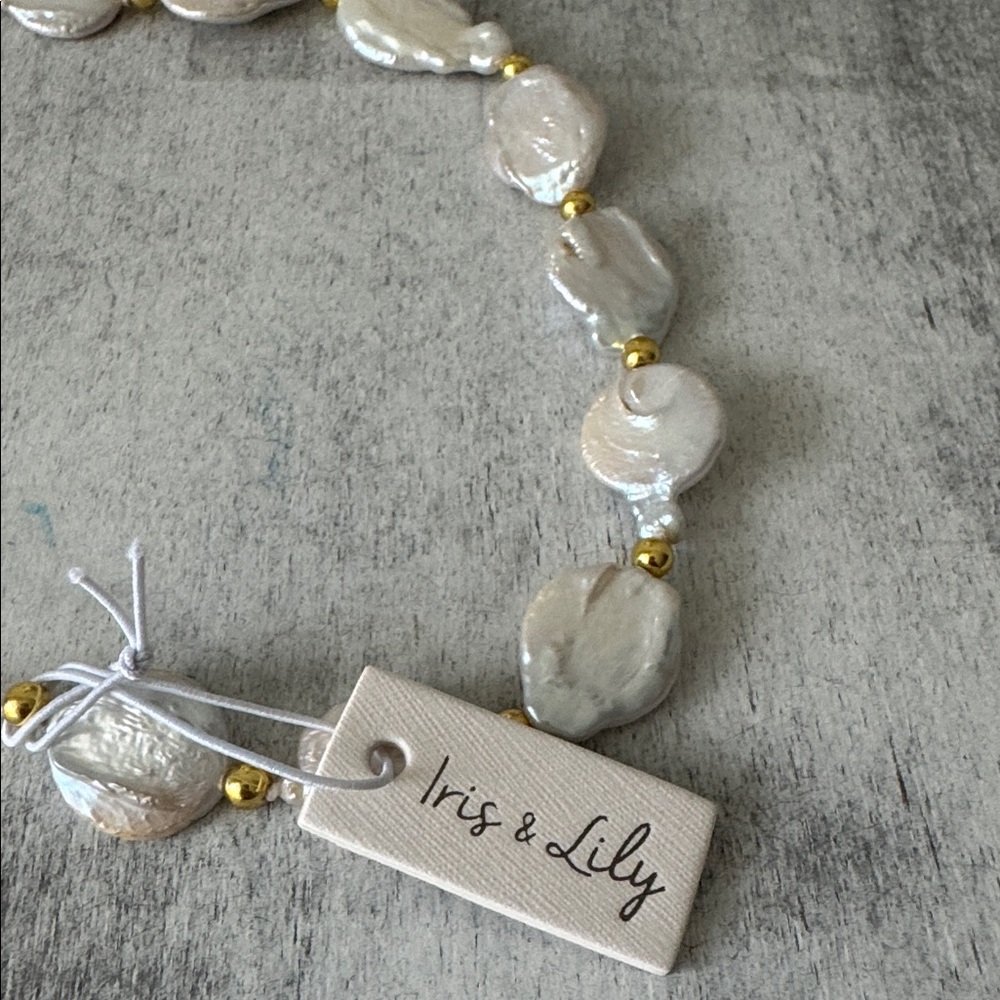 Iris & Lily Elegant Gold and White Freshwater Pearls Necklace 17" lg + 2 in extn - Picture 8 of 8